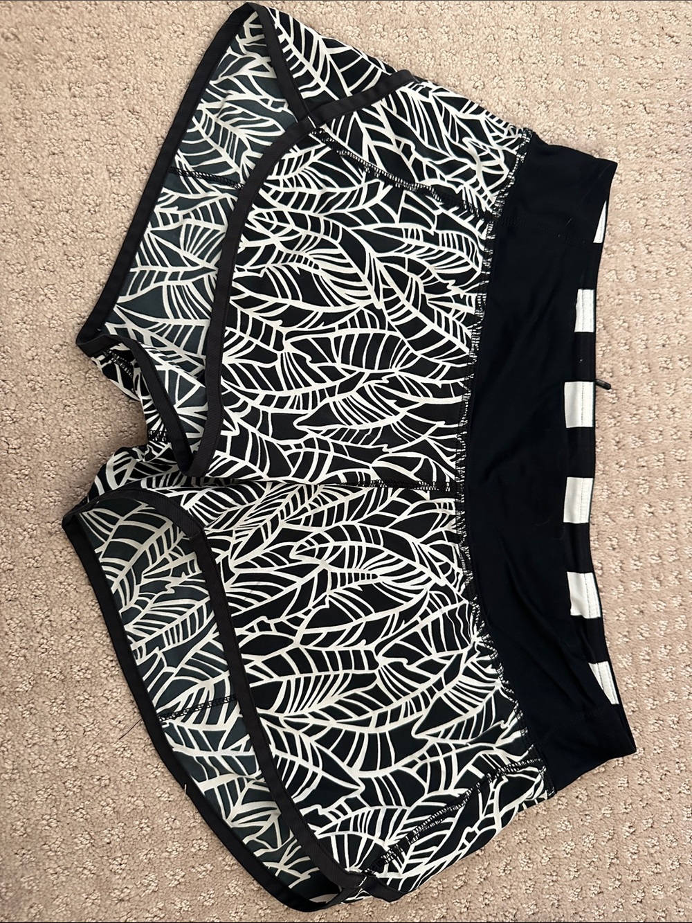 lululemon athletica Black and White Leaf-Print Running Shorts